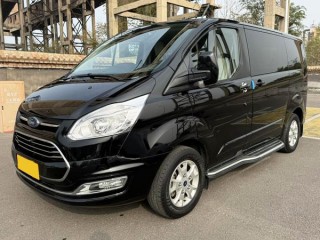 Ford Tourneo