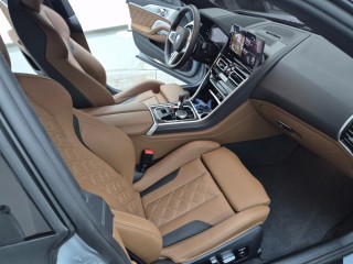 BMW M8