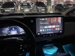 Lexus LM500h
