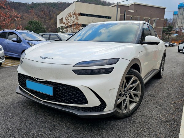 Genesis GV60