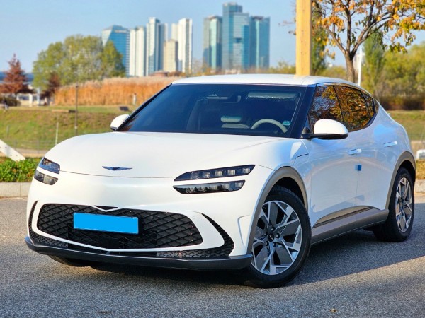 Genesis GV60