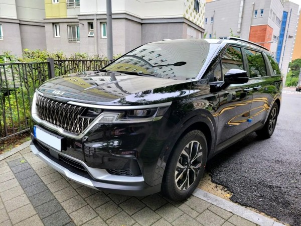 Kia Carnival