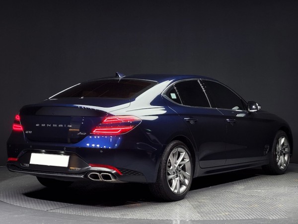 Genesis G70