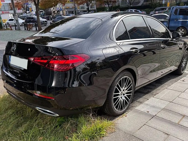 Mercedes-Benz C-Class