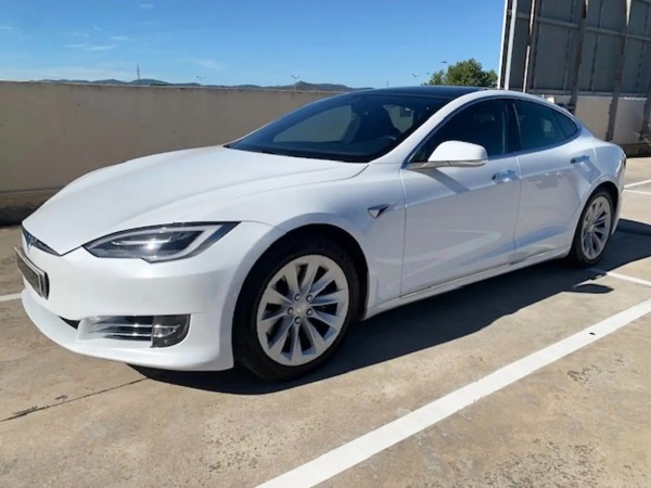 Tesla MODEL S