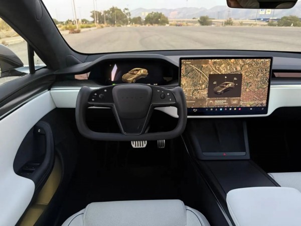 Tesla MODEL S