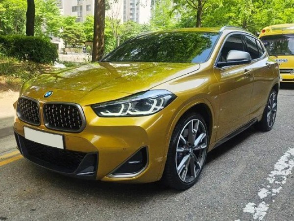 BMW X2