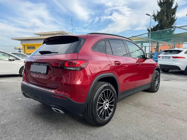 Mercedes-Benz GLA-Class
