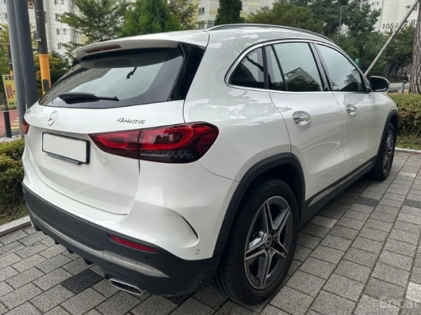 Mercedes-Benz GLA-Class