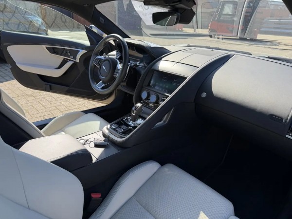 Jaguar F-Type