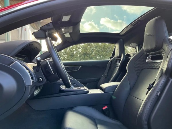 Jaguar F-Type