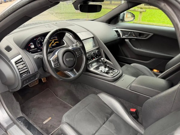 Jaguar F-Type