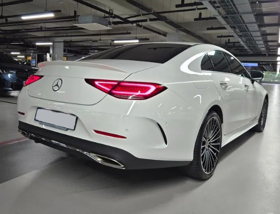Mercedes-Benz CLS-Class