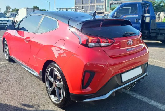 Hyundai Veloster