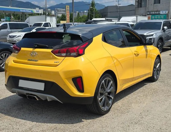 Hyundai Veloster