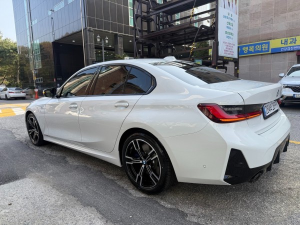 BMW 3-Series
