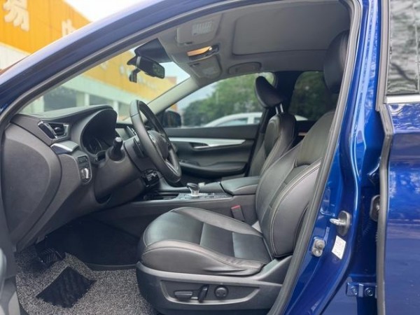 Infiniti QX50