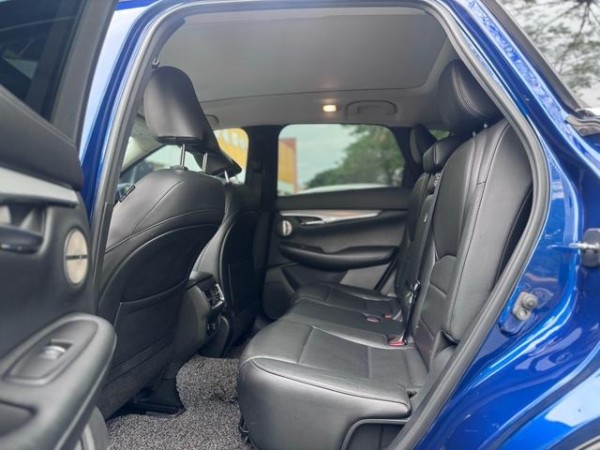 Infiniti QX50