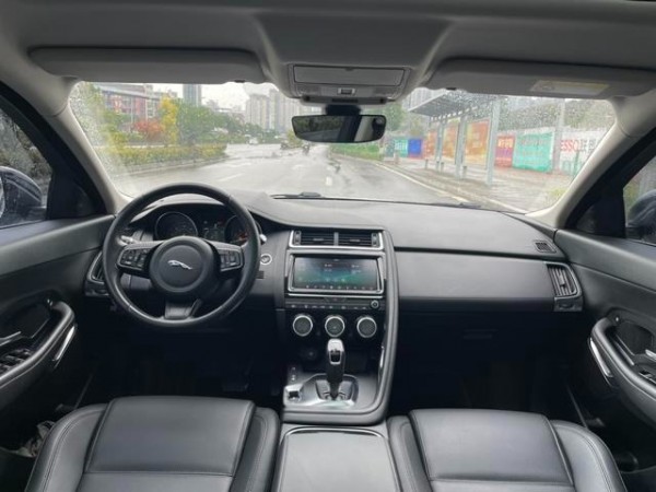 Jaguar E-Pace