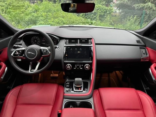 Jaguar E-Pace