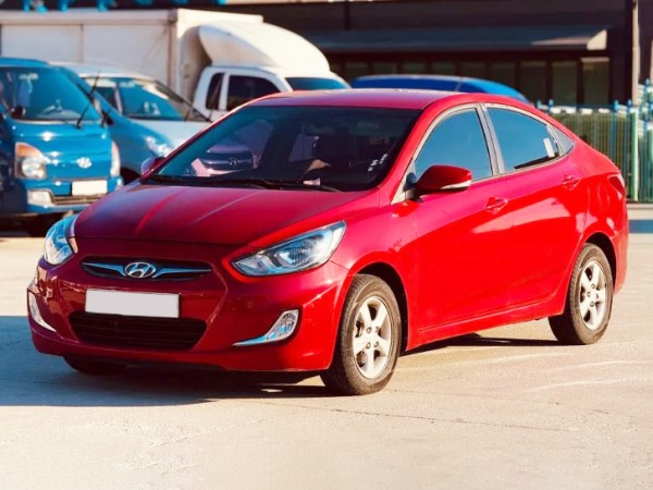 Hyundai Accent