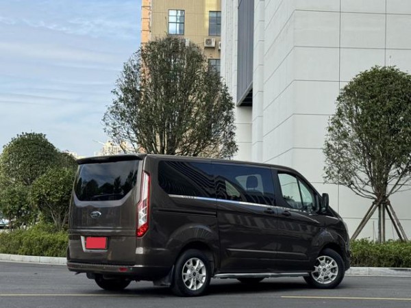 Ford Tourneo