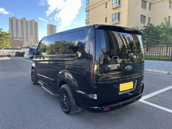 Ford Tourneo