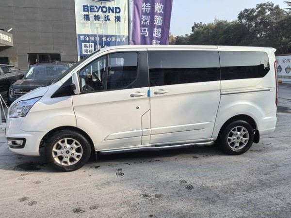 Ford Tourneo