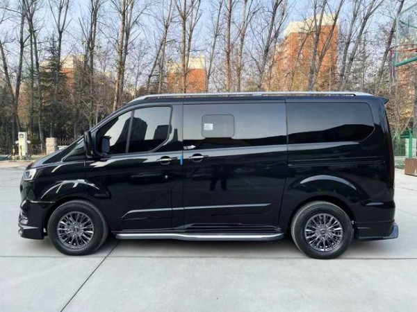 Ford Tourneo