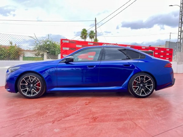 BMW M5