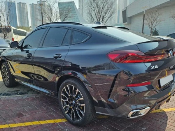 BMW X6