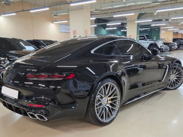 Mercedes-Benz AMG GT