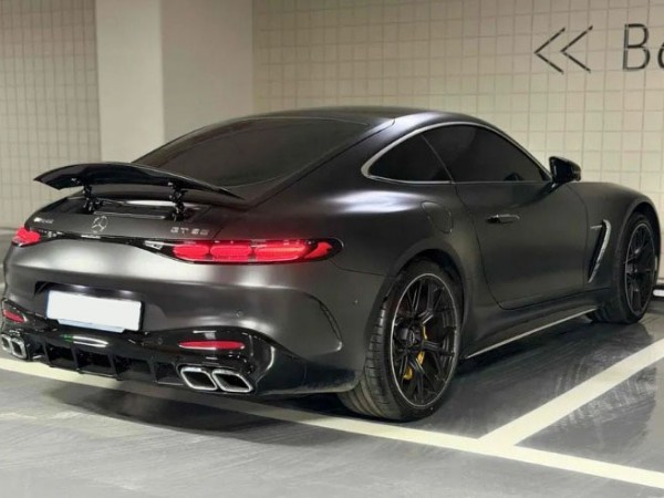 Mercedes-Benz AMG GT