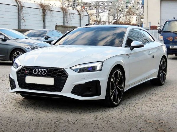 Audi S5