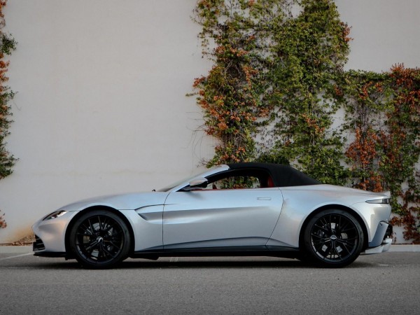 Aston Martin Vantage