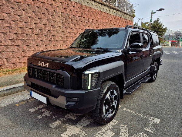 Kia Tasman