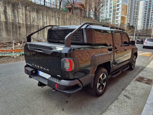 Kia Tasman