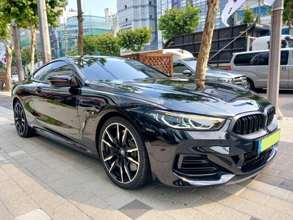BMW 8-Series