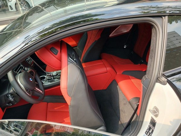 BMW 8-Series