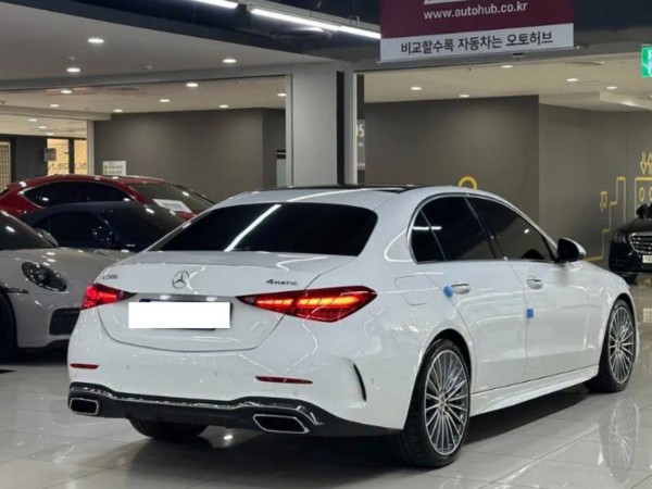 Mercedes-Benz C-Class