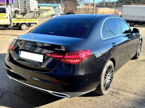 Mercedes-Benz C-Class