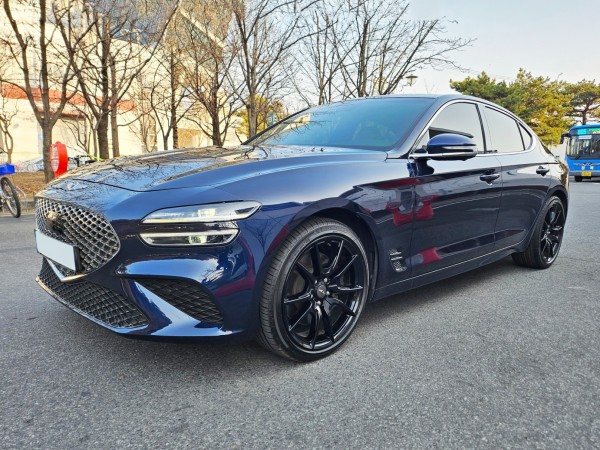 Genesis G70