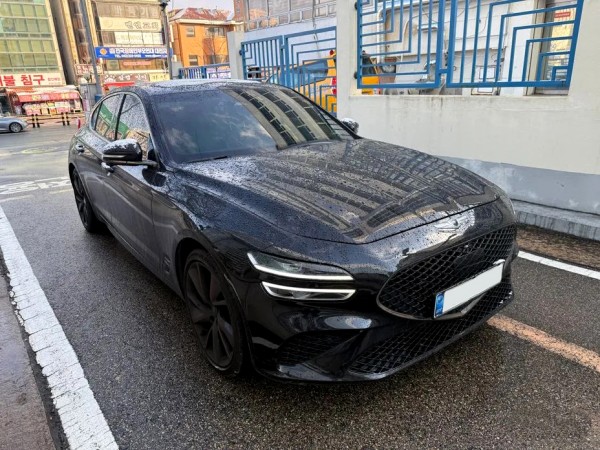 Genesis G70