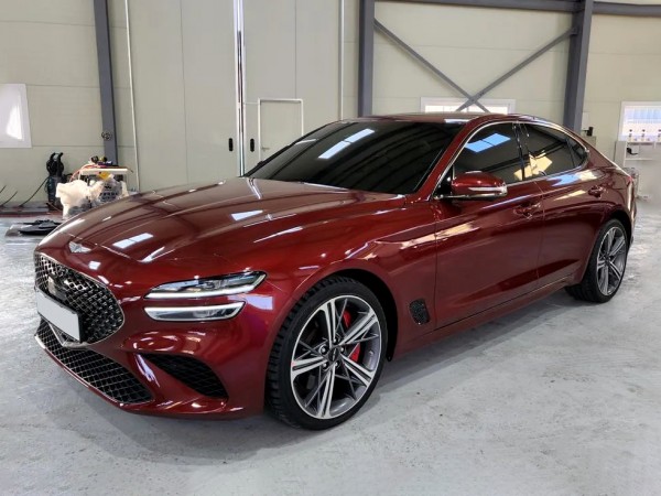 Genesis G70