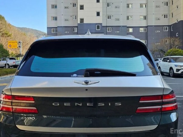 Genesis GV80