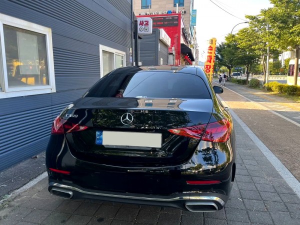 Mercedes-Benz C-Class